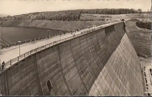 Le barrage de la Rappbodetal dans la résine, incurvé