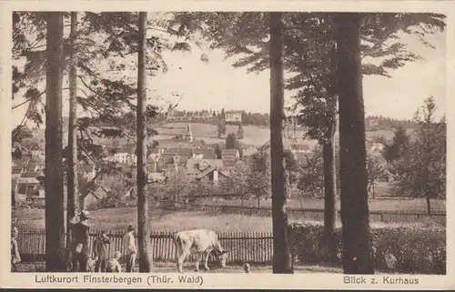 Montagnes des ténèbres, vue sur la maison de cure, couru en 1931
