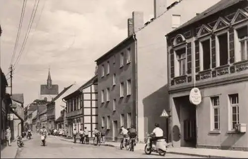 Bismark, grande route, usine de machines à couler, courant 1975