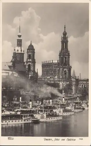 Dresde, château et église de la cour, vapeurs, coureurs