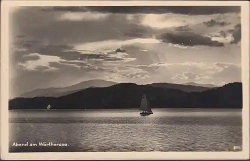 Abend am Wörthersee, Segelboot, gelaufen