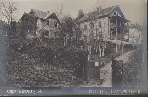 Krumpendorf, Villa Bellavista, incurvée