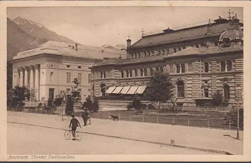 Innsbruck, théâtre municipal, construction de salles de ville, incurvée