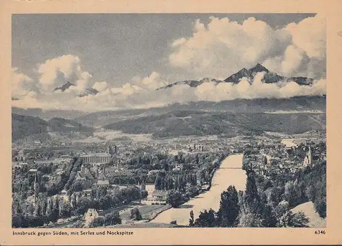 Innsbruck vers le sud avec Serles et Nockspitze, incurvée