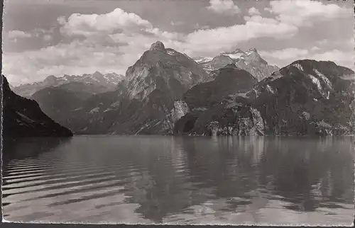 Lac de Quarterwald, vue sur Gitchen et Urirostock, incurvée