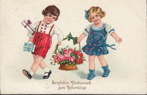 Félicitations pour les anniversaires, Enfants avec des fleurs et des cadeaux, Courir 1932