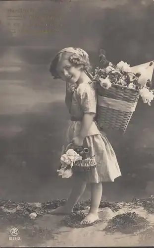 Herzlichen Glückwunsch zum Namenstage, Kind mit Blumen, gelaufen 1911