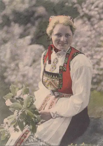 Norge, Hardangerbunad, ungelaufen