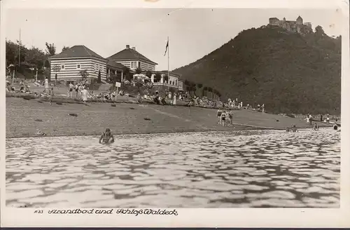 Waldeck, bain de plage et château, non-roulé
