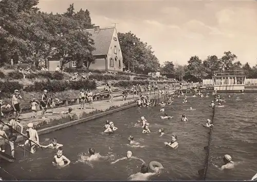 Burg bei Magdeburg, Schwimmbad, ungelaufen