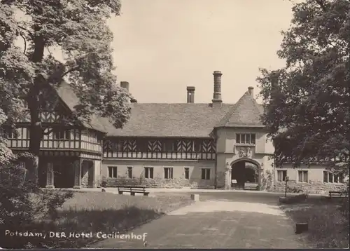 Potsdam, Hotel Cecilienhof, inachevé