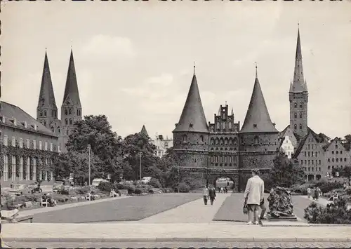 Lübeck, Anlagen am Holstentor, ungelaufen