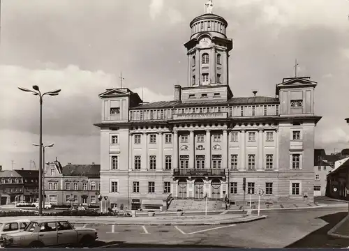 Zélenroda, hôtel de ville, voitures, incurvée