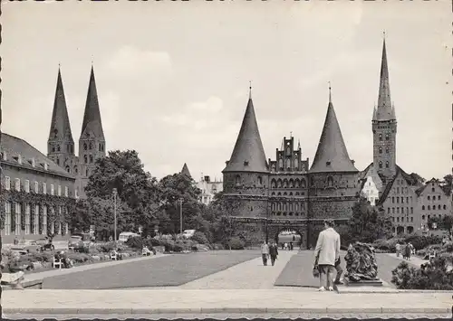 Lübeck, Anlagen am Holstentor, ungelaufen