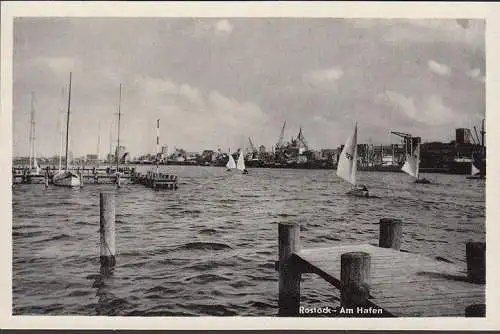 AK Rostock, Am Hafen, Bootsanleger, Segelschiffe, ungelaufen