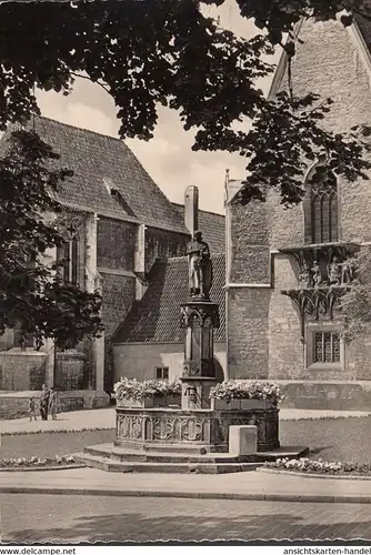 Naumburg/Saale, fontaine d'Ekkehard et chapelle des Trois Rois, non couru