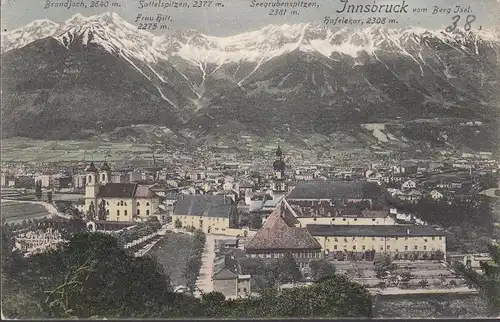 Innsbruck de la montagne d'Île, incurvée