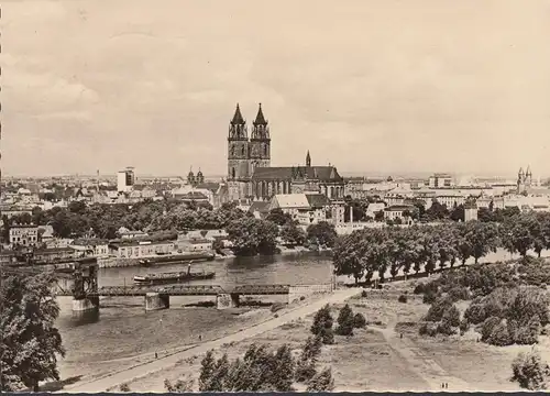 Magdeburg, vue de la ville, pont, bateau, couru en 1963