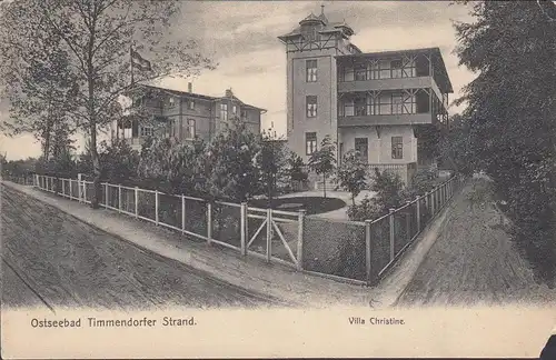 Timmendorfer Plage, Villa Christine, incurvée