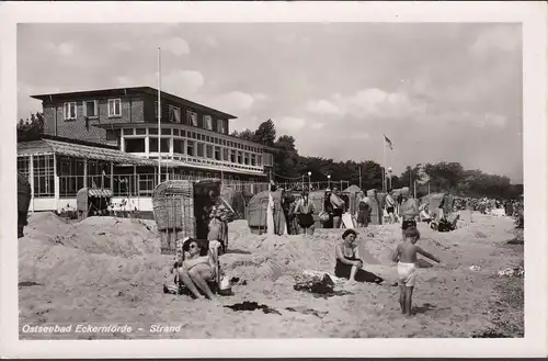 Eckernförde, Kurhaus Seelust, Strand, Strandkörbe, ungelaufen