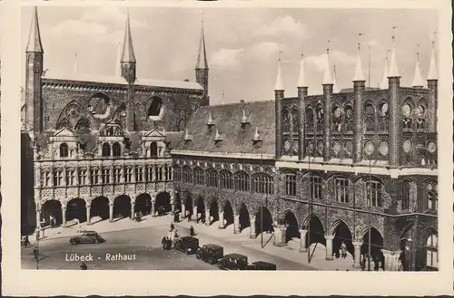 Lübeck, Rathaus, Autos, ungelaufen