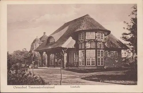 Timmendorfer Strand, Salle de lecture, incurvée
