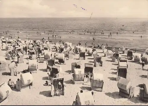 Baabe, Strand, Strandkörbe, gelaufen