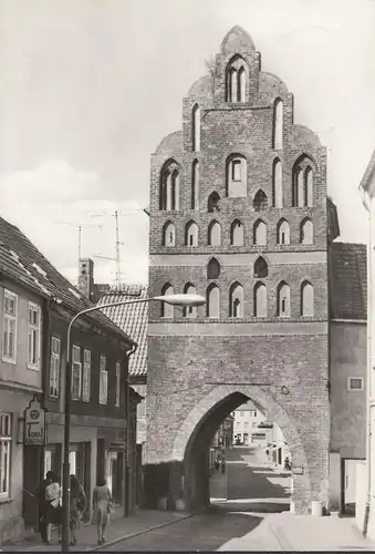 Teterow, Malchiner Torturm, HOG Torquelle, Pelzwaren, gelaufen 1980