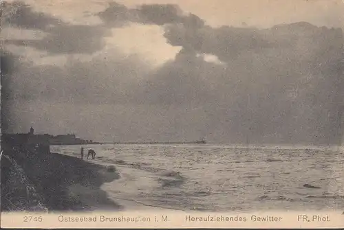 Ostseebad Brunshaupten, Heraufziehendes Gewitter, Strand, ungelaufen