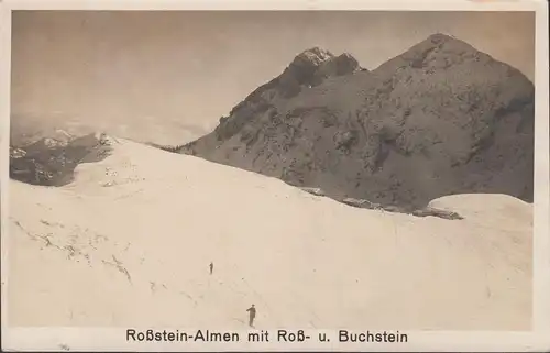 Roßstein-Almen mit Roß- und Buchstein, Skifahrer, gelaufen 1925
