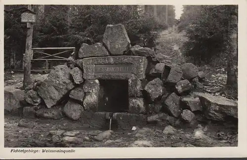 Source du Main Blanc, Monts des Fichiers, couru en 1939