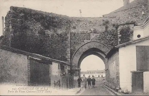 CPA Chemille, Porte du Vieux Chateau, non circulé