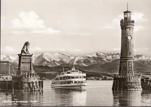 AK Lindau au lac de Constance, entrée dans le port, phare, bateau, non-roulé