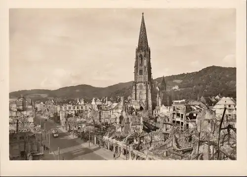 AK Fribourg im Breisgau, ville détruite, après le 27.11.1944, incurvée