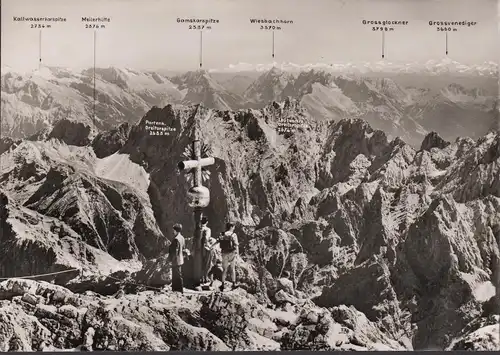 AK Garmisch, Zugspitze, Bergsteiger, Blick von der Gipfelstation, ungelaufen