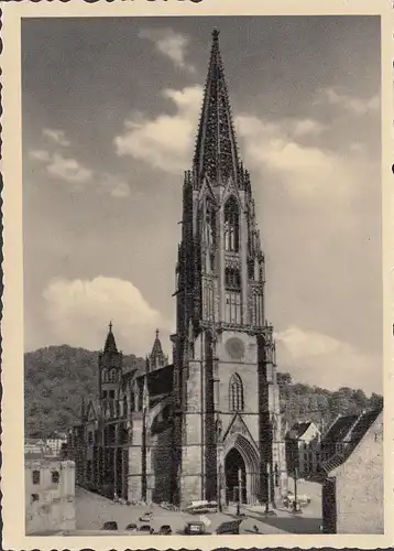 AK Freiburg im Breisgau, Das Münster, gelaufen 1957
