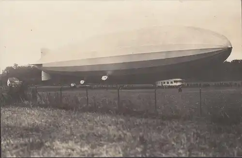 AK Zeppelin LZ 126, ZR 3, beim erstmaligen Verlassen seiner Halle, Foto-AK, Prof. Maerker, ungelaufen