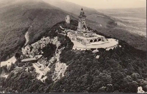 AK Kyffhäuser, Blick auf den Kyffhäuser, Fliegeraufnahme, gelaufen 196?