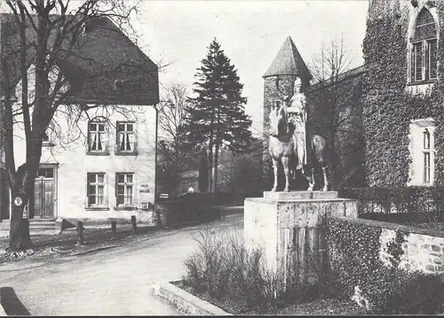 AK Remscheid, Schloß, Burg, Denkmal Engelbert II, gelaufen