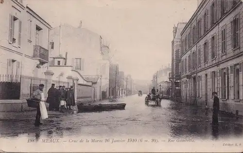 CPA Meaux, Crue de la Marne 1910, Rue Gambetta, postal envoié