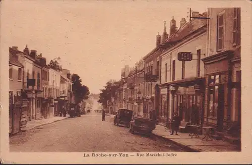 CPA La Roche sur Yon, Rue Maréchal Joffre, gelaufen 1929