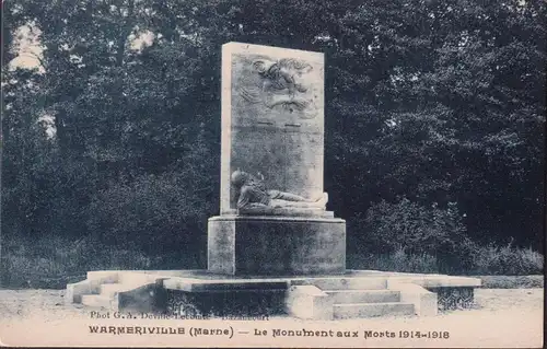 CPA Warmeriville, Le Monument aux Morts 1914-1918, ungelaufen