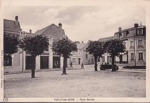 CPA Vaily sur Aisne, Place Herriot, ungelaufen