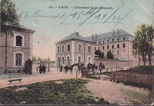 CPA Laon, Casernes Saint Vincent, couru en 1904