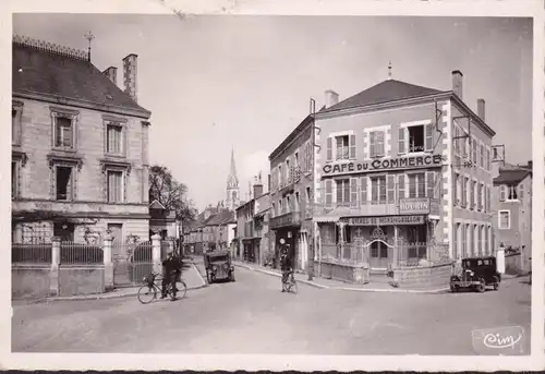 CP Montmorillon, La Sous Préfecture et le boulevard de Strasbourg, couru en 1958