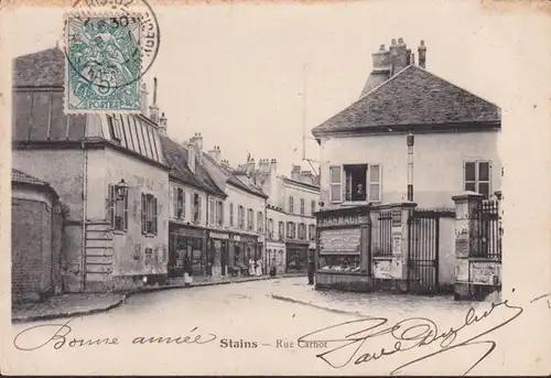 CPA Stains, rue Carnot, Pharmacie, 190 ?