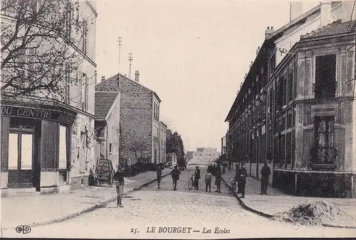 CPA Le Bourget, Les Écoles, inachevé