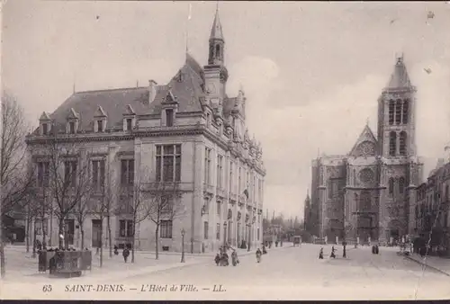 CPA Saint Denis, L Hotel de Ville, incurvé