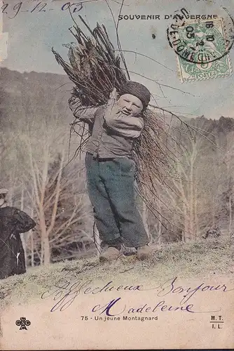CPA Souvenir d Auvergne, Un jeune Montagnard, Colore, gelaufen 1903
