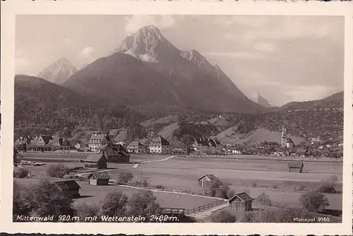 AK Mittenwald mit Wetterstein, Ortsansicht, Kirche, ungelaufen